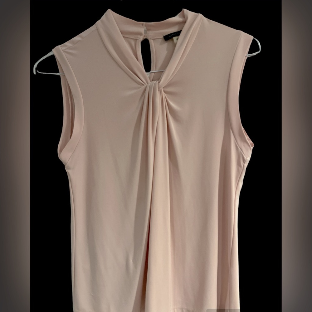 Women’s Tommy Hilfiger pale pink sleeveless blouse